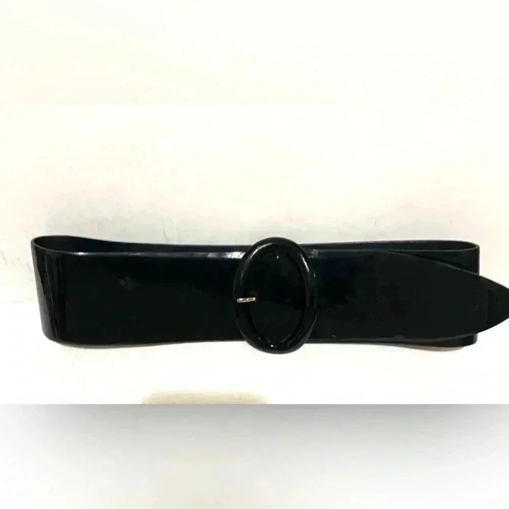 Ralph Lauren patent leather belt
